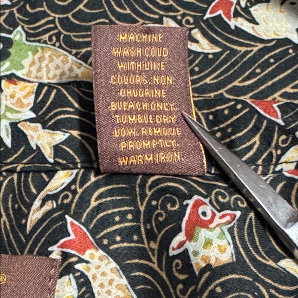 Tori Richard Honolulu Hawaii Aloha Shirt Cotton Lawn Koi Fish Button Down Sz XL - Picture 7 of 14